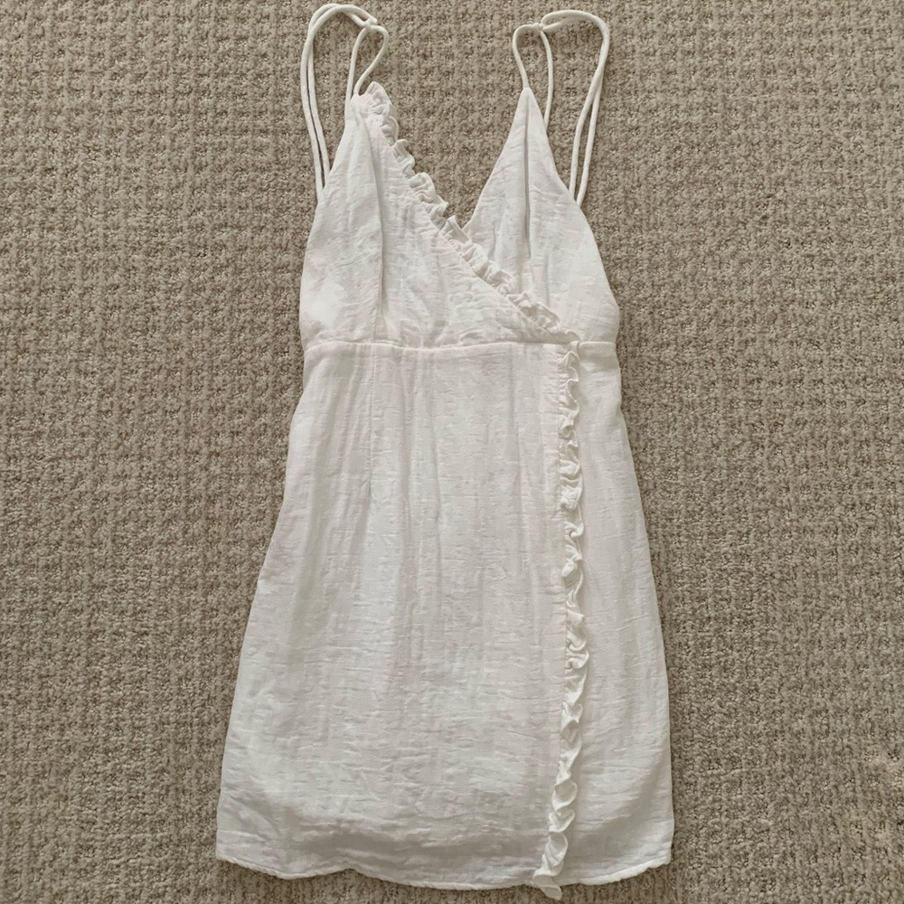 princess polly size 4 white ruffle dress